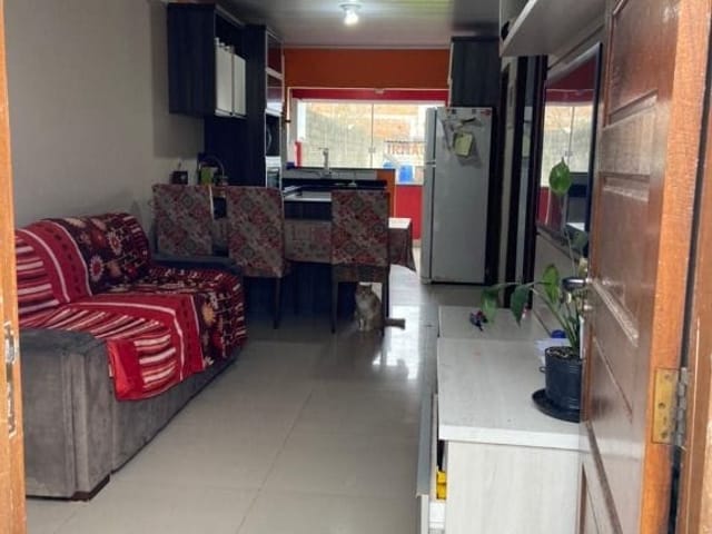 Casa com 315m² 2 quartos e 1 banheiro, à venda, no bairro Três Vendas em Pelotas