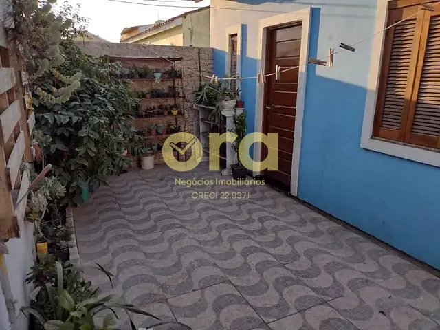 Casa com 315m² 2 quartos e 1 banheiro, à venda, no bairro Três Vendas em Pelotas