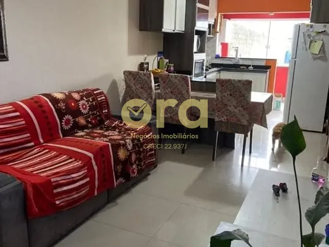 Casa com 315m² 2 quartos e 1 banheiro, à venda, no bairro Três Vendas em Pelotas