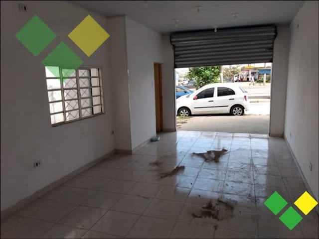 Foto do Casa - Loja/Salão em Jardim Odete - Itaquaquecetuba | Imobiliária Villela Imóveis