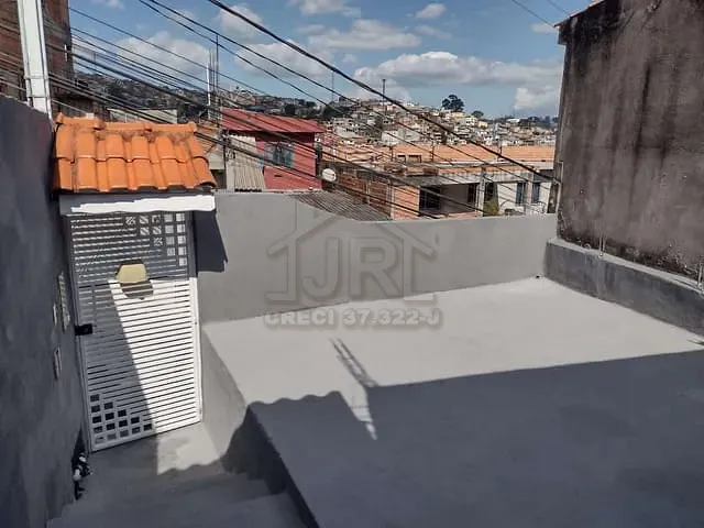 Casa com 100m² 1 quarto e 1 banheiro, à venda, no bairro Jardim Zaira em Mauá
