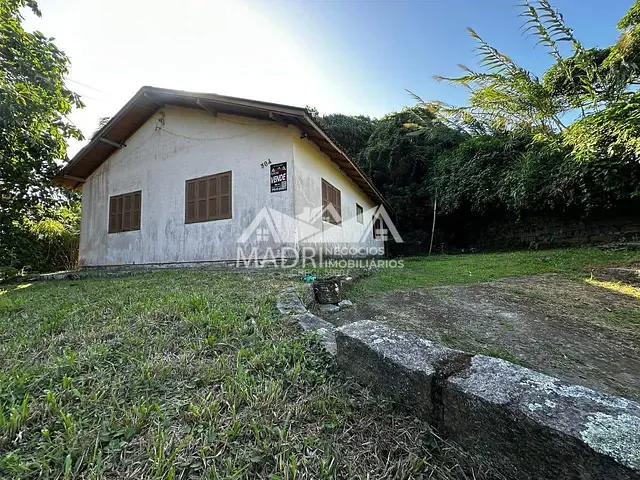 Casa com 191m² 3 quartos e 1 banheiro, à venda, no bairro centro  em Laguna
