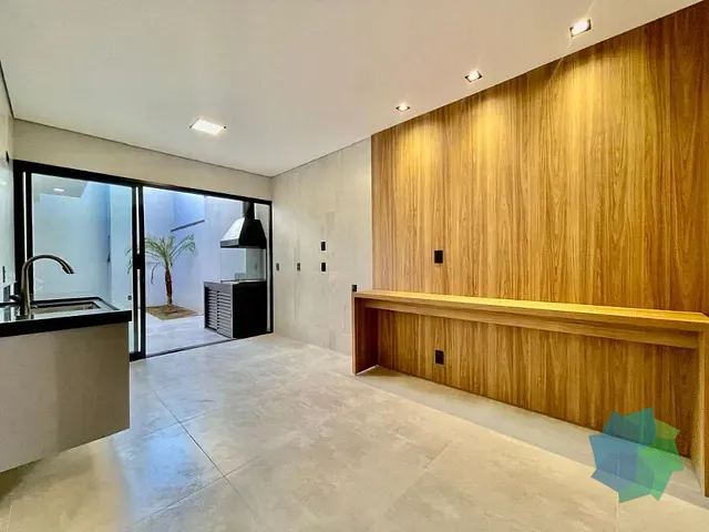 Casa com 175m² 3 quartos e 3 banheiros, à venda, no bairro Loteamento Terras de São Pedro e São Paulo em Salto