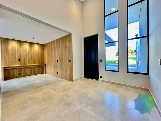 Casa com 175m² 3 quartos e 3 banheiros, à venda, no bairro Loteamento Terras de São Pedro e São Paulo em Salto