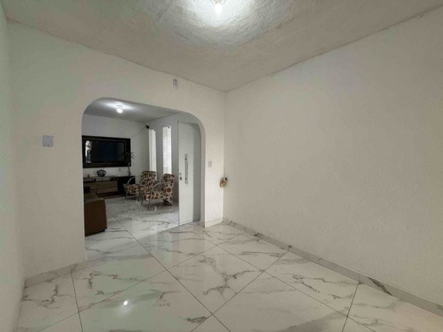Casa com 372m² 3 quartos e 4 banheiros, à venda, no bairro Jardim São José em Belo Horizonte