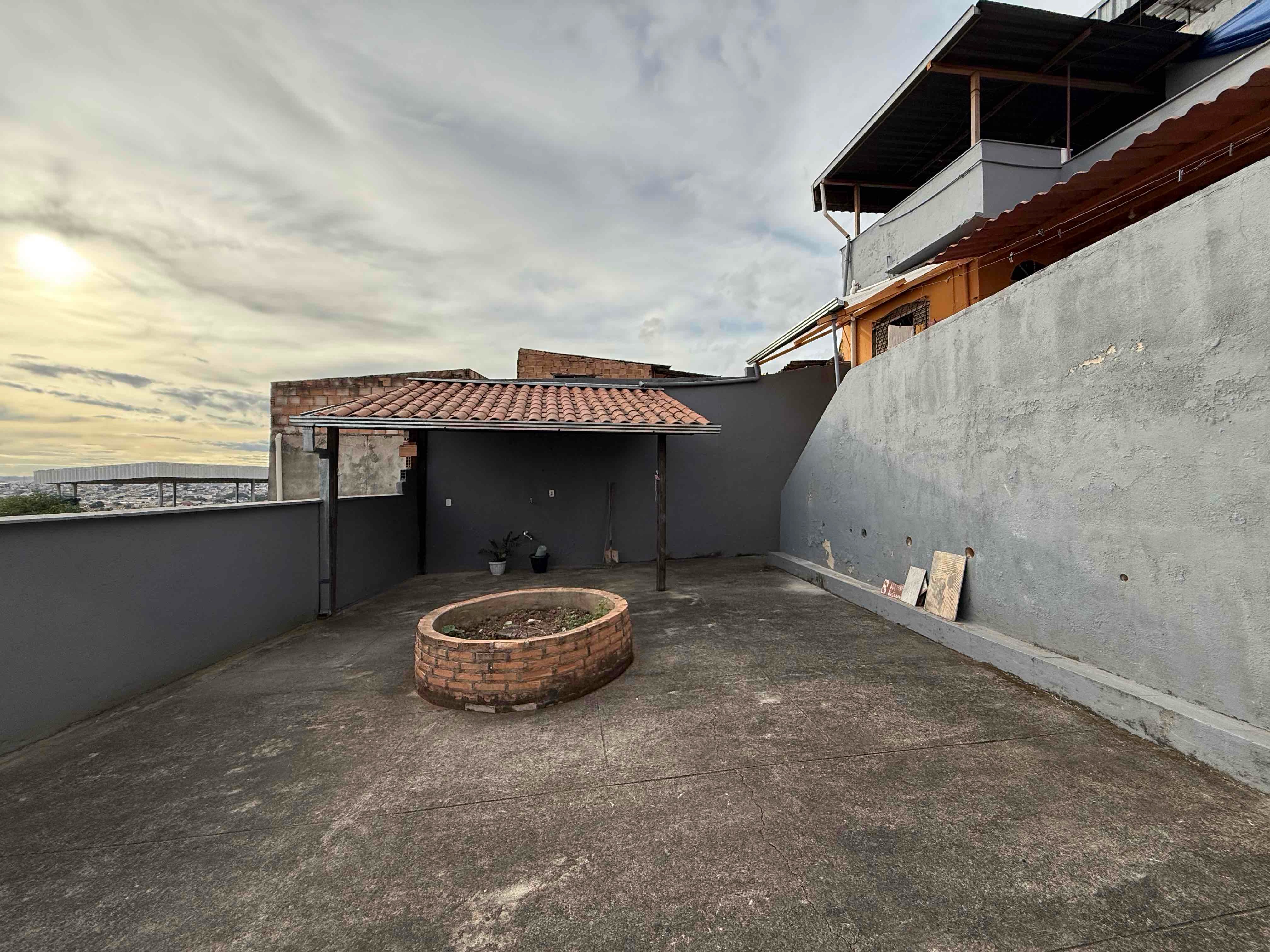 Casa, 3 quartos, 258 m² - Foto 31