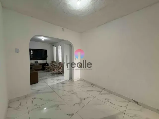 Casa com 372m² 3 quartos e 4 banheiros, à venda, no bairro Jardim São José em Belo Horizonte