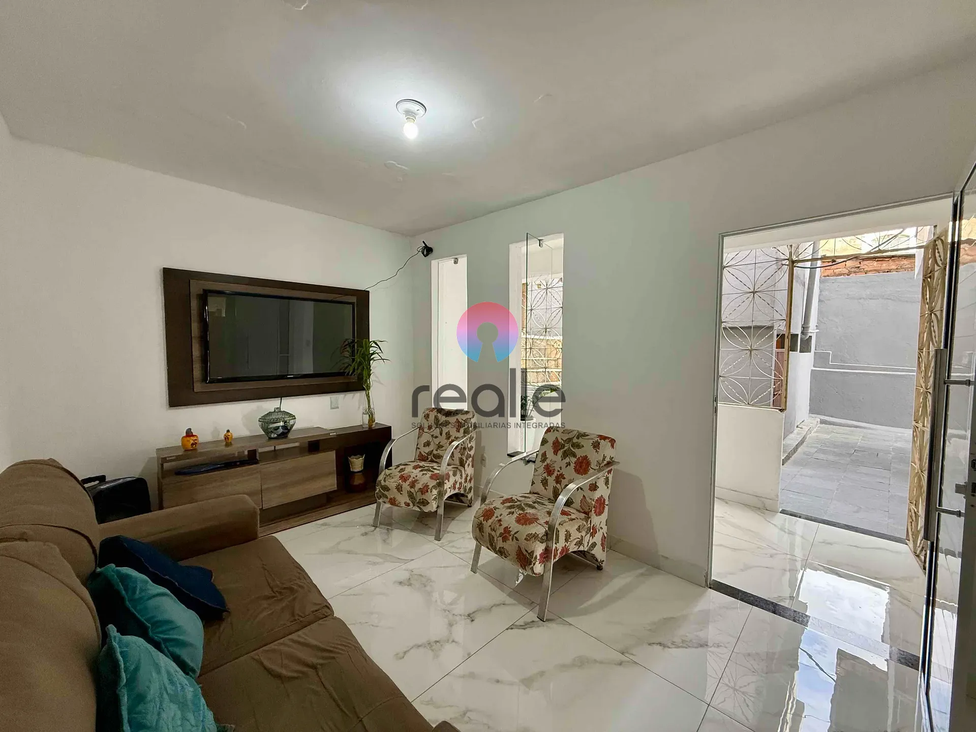 Casa, 3 quartos, 258 m² - Foto 1