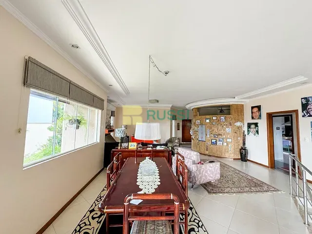 Casa com 1000m² 4 quartos e 6 banheiros, à venda ou para alugar, no bairro Parque Mirante Do Vale em Jacareí