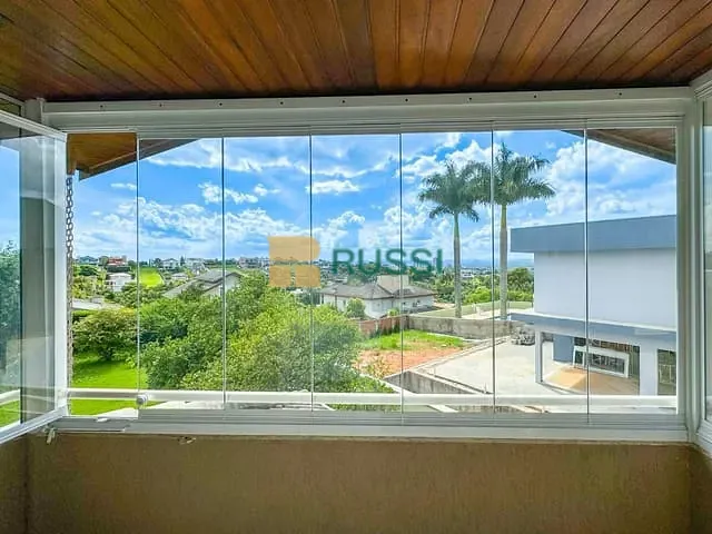 Casa com 1000m² 4 quartos e 6 banheiros, à venda ou para alugar, no bairro Parque Mirante Do Vale em Jacareí