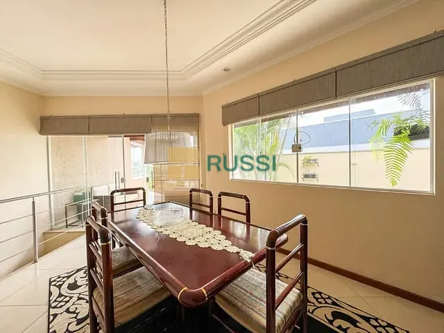 Casa com 1000m² 4 quartos e 6 banheiros, à venda ou para alugar, no bairro Parque Mirante Do Vale em Jacareí