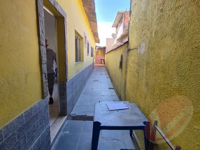 Casa 2 quartos e 2 banheiros, à venda, no bairro Melvi em Praia Grande
