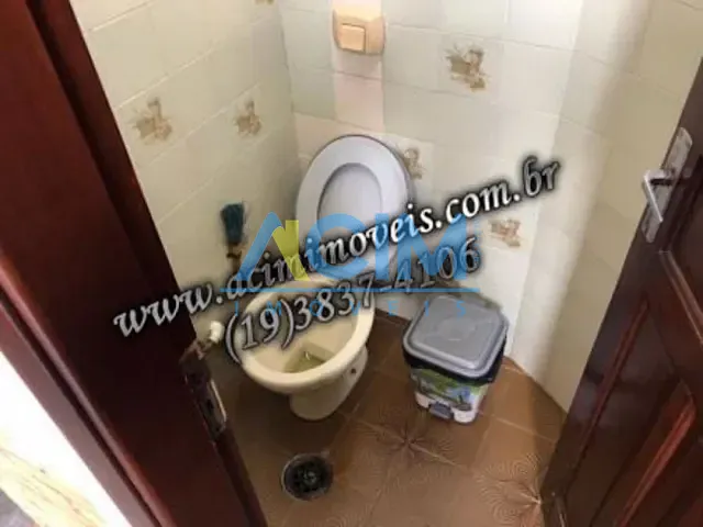 Casa com 313m² 3 quartos e 1 banheiro, à venda, no bairro Centro em Jaguariúna