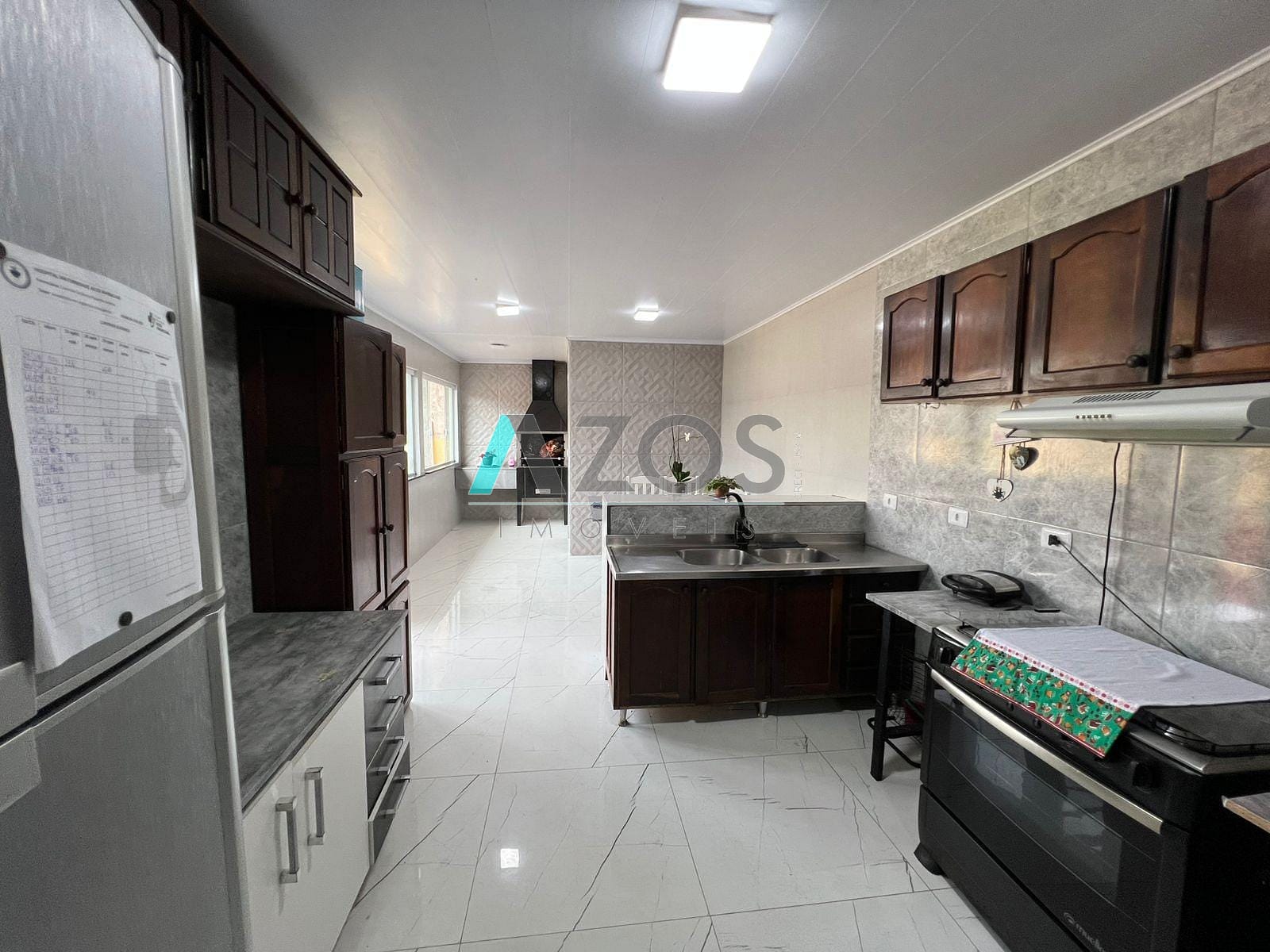 Casa à venda com 3 quartos, 90m² - Foto 10