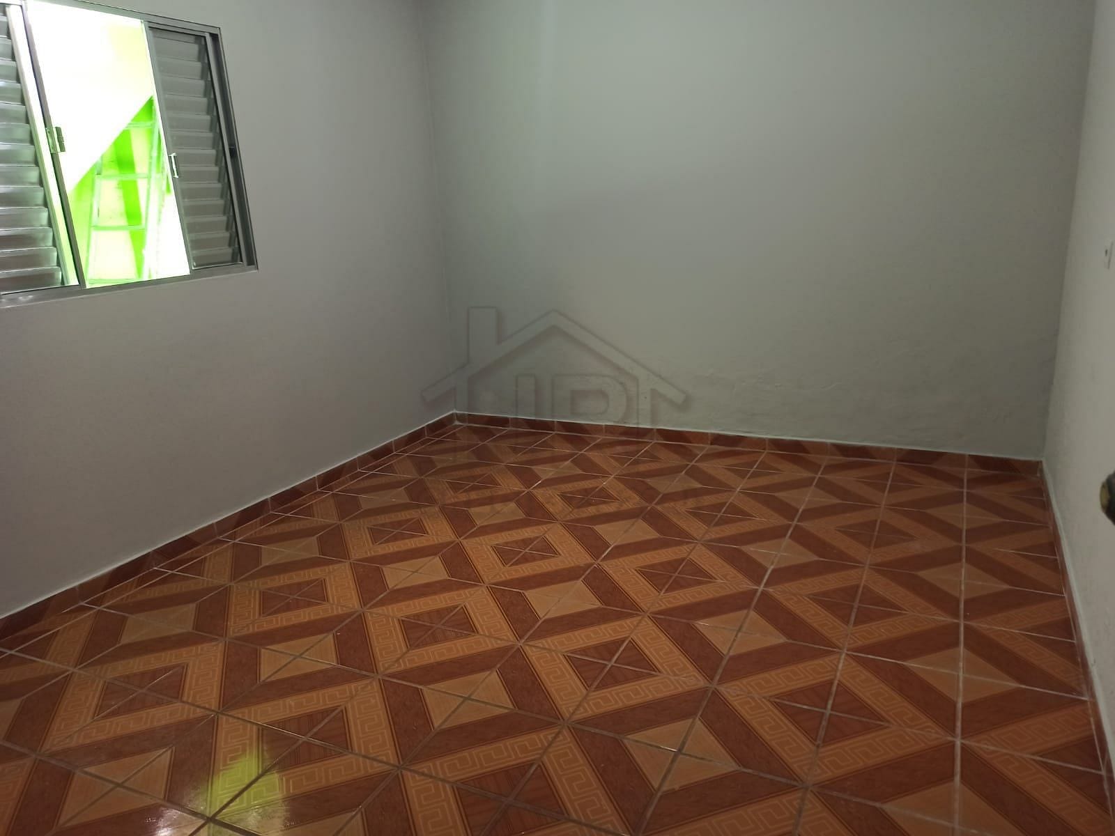 Casa à venda e aluguel com 4 quartos, 250m² - Foto 9