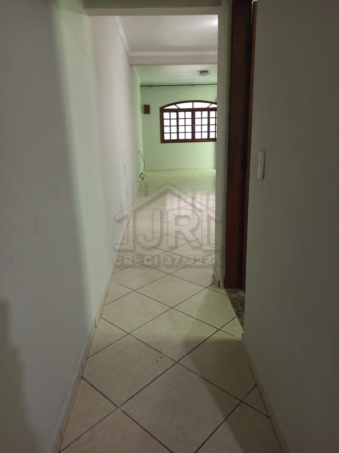 Casa à venda e aluguel com 4 quartos, 250m² - Foto 6