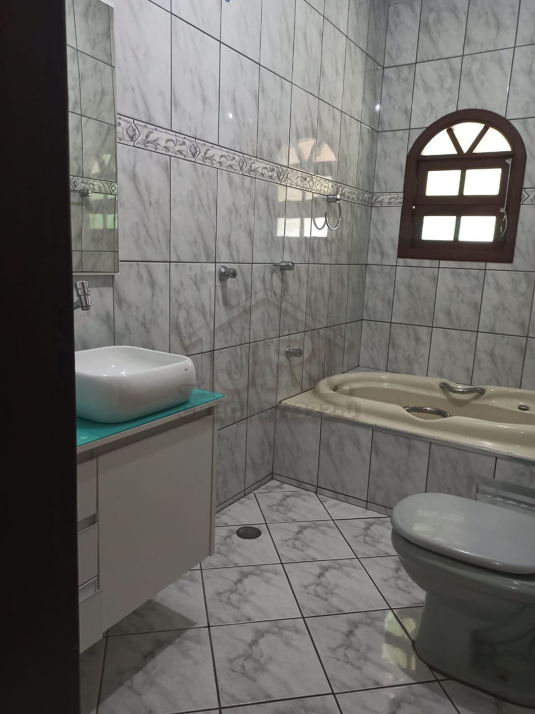 Casa à venda e aluguel com 4 quartos, 250m² - Foto 24
