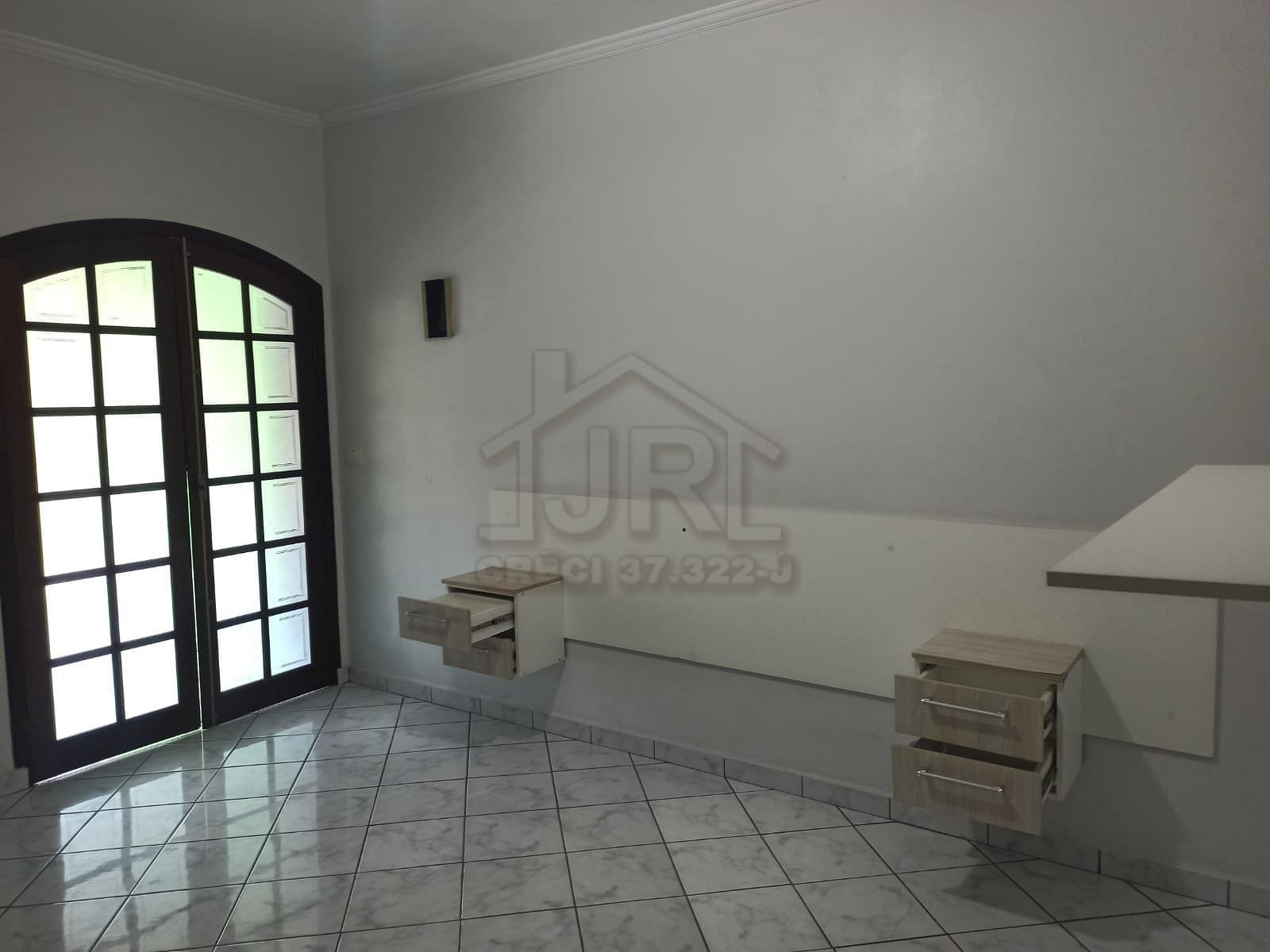 Casa à venda e aluguel com 4 quartos, 250m² - Foto 27