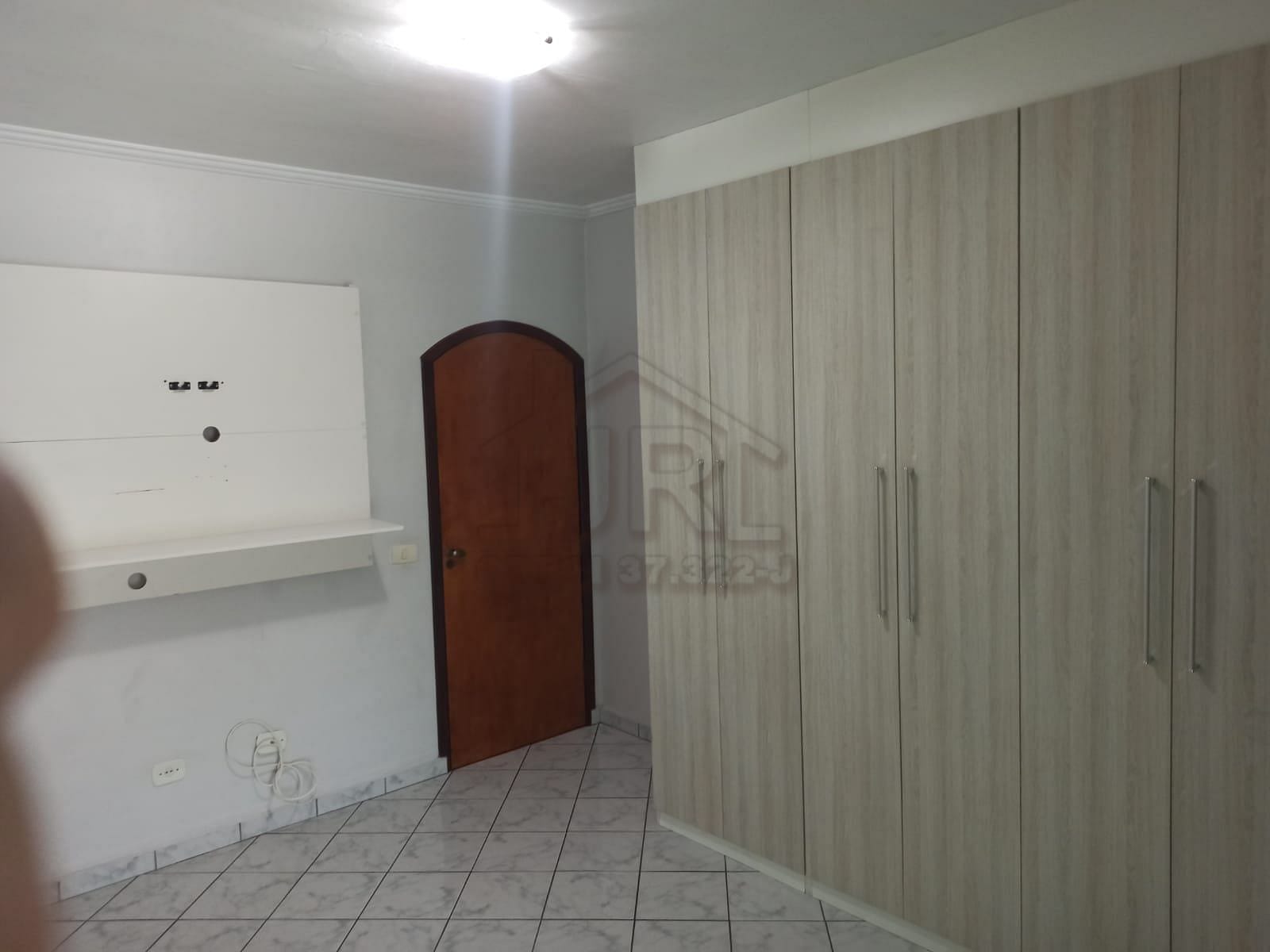 Casa à venda e aluguel com 4 quartos, 250m² - Foto 28