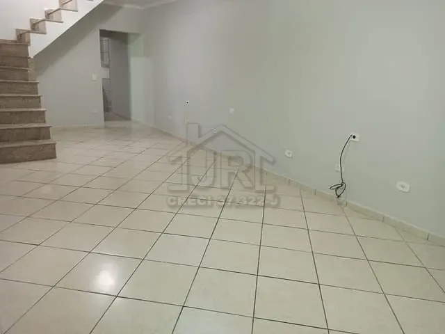 Casa com 125m² 4 quartos e 2 banheiros, à venda ou para alugar, no bairro Vila Mercedes em Mauá