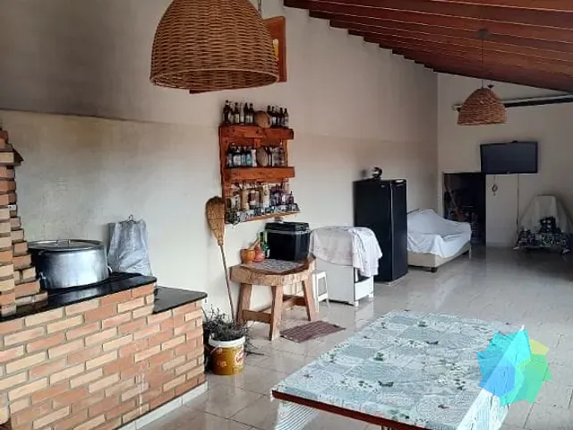 Casa com 144m² 2 quartos e 2 banheiros, à venda, no bairro Jardim Planalto em Salto