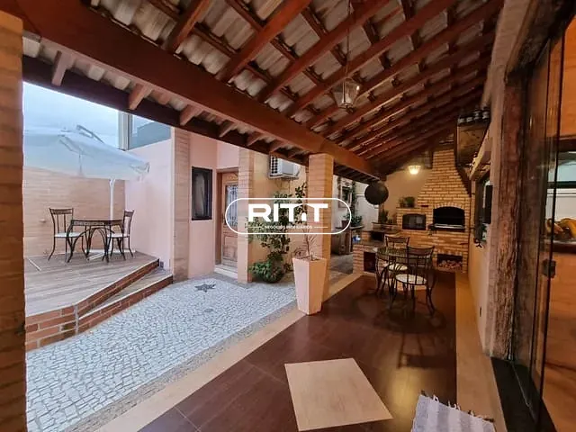 Casa com 364m² 5 quartos e 6 banheiros, à venda, no bairro Jardim Green Park Residence em Hortolândia