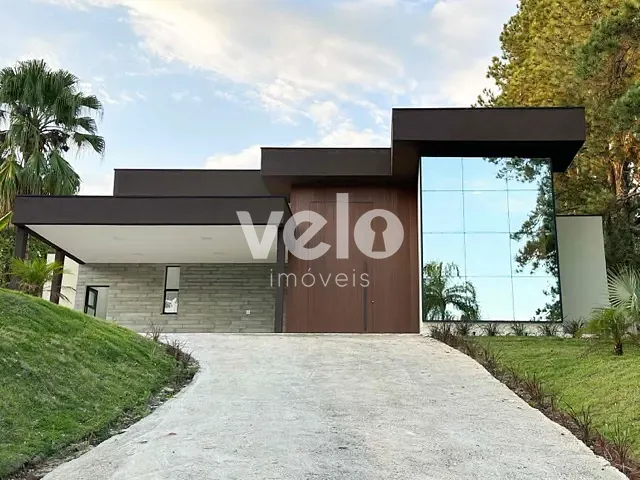 Casa 4 quartos e 5 banheiros, à venda, no bairro Chácaras Cataguá em Taubaté
