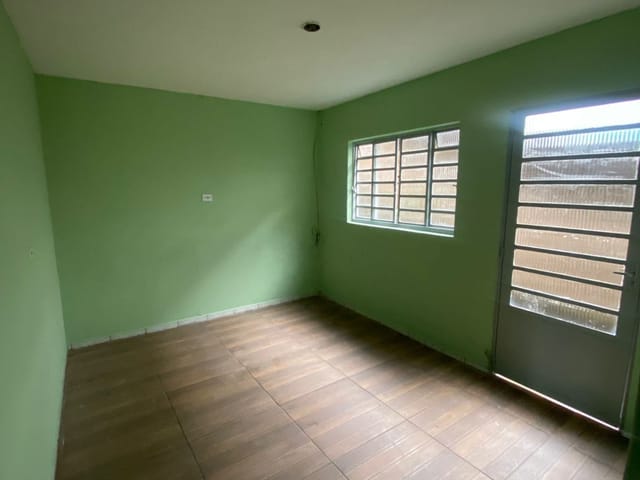 Casa 1 quarto e 1 banheiro, para alugar, no bairro Vila Esperança em Extrema