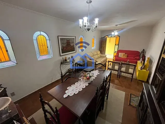 Casa com 266m² 3 quartos e 3 banheiros, à venda, no bairro Praia das Palmeiras em Caraguatatuba
