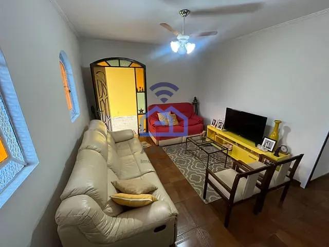 Casa com 266m² 3 quartos e 3 banheiros, à venda, no bairro Praia das Palmeiras em Caraguatatuba