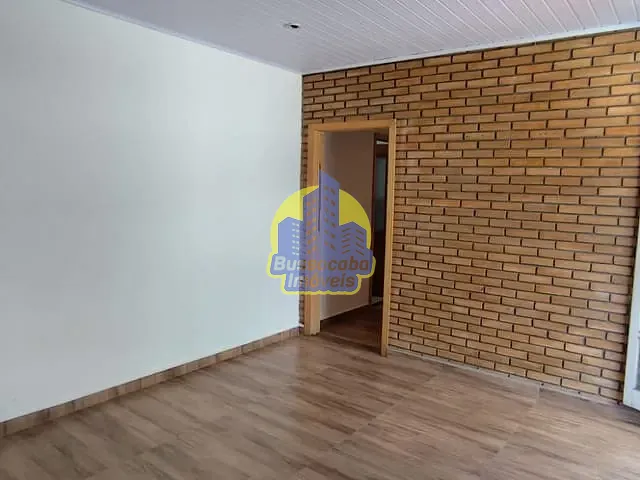 Casa com 100m² 3 quartos e 2 banheiros, para alugar, no bairro Jardim D'Abril em Osasco