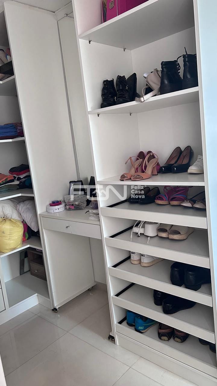 Casa à venda com 4 quartos, 100m² - Foto 7