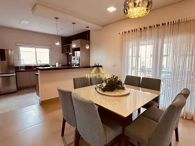 Casa com 460m² 4 quartos e 2 banheiros, à venda, no bairro Portal dos Bandeirantes Salto em Salto