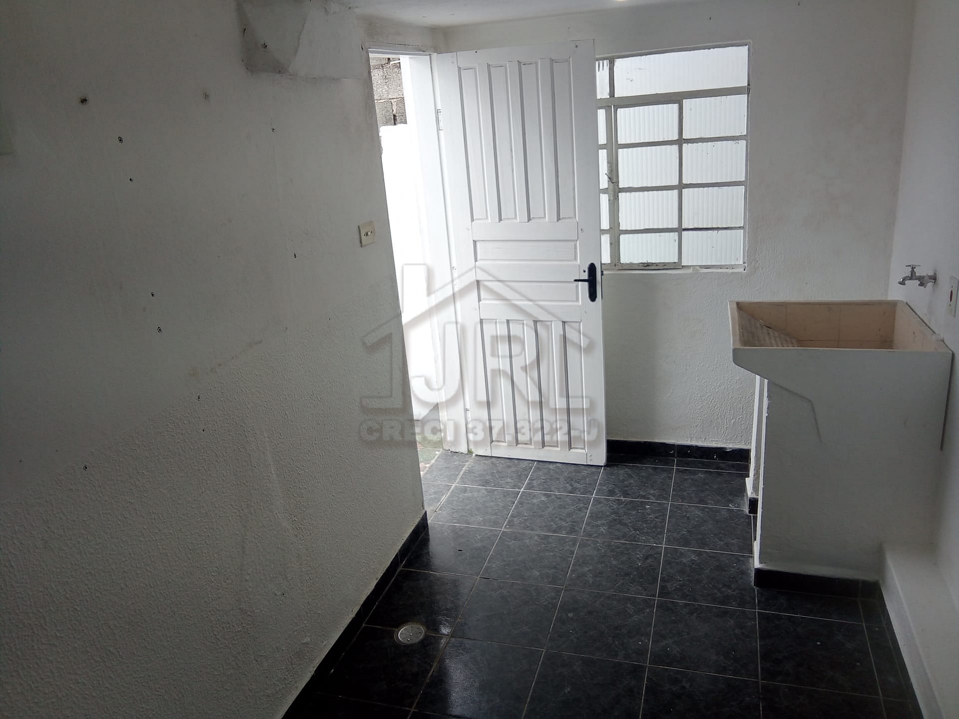 Casa à venda com 1 quarto, 120m² - Foto 7