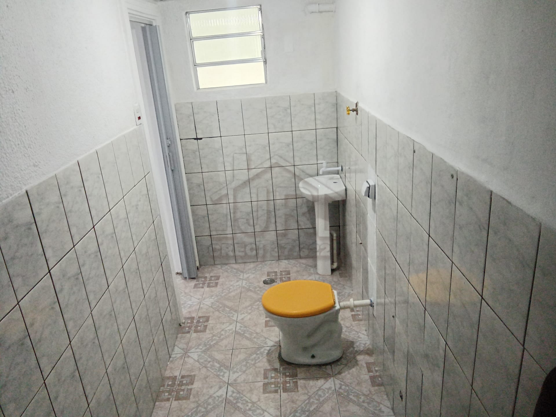 Casa à venda com 1 quarto, 120m² - Foto 13