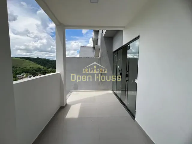 Casa com 150m² 3 quartos e 3 banheiros, à venda, no bairro Colônia Santo Antônio em Barra Mansa