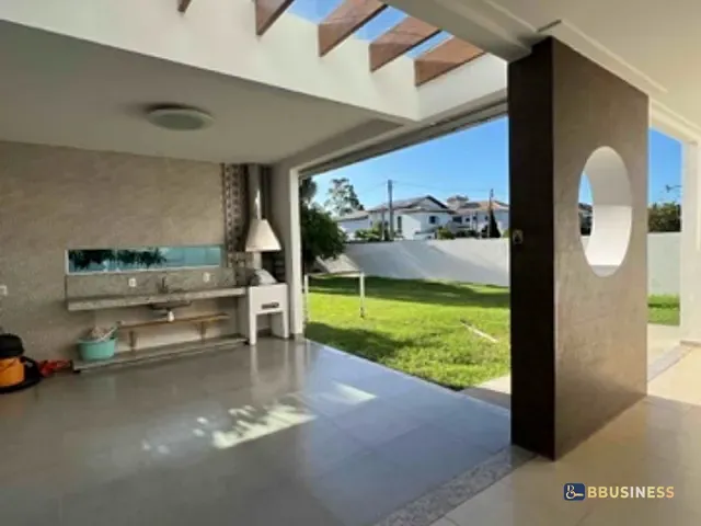 Casa com 804m² 4 quartos e 5 banheiros, à venda, no bairro vila da rainha em Campos dos Goytacazes