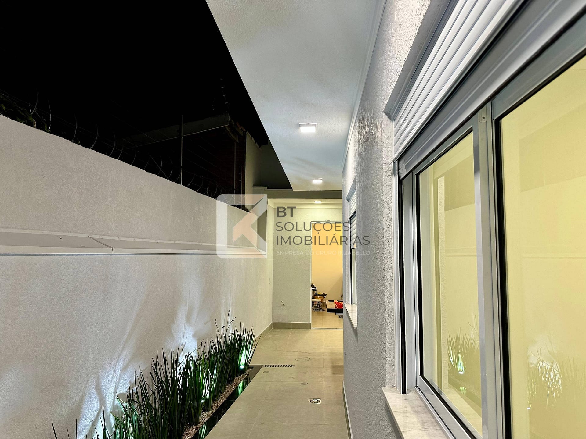 Casa à venda com 3 quartos, 99m² - Foto 17