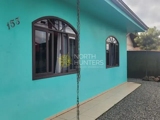 Casa com 167m² 3 quartos e 2 banheiros, à venda, no bairro Aventureiro em Joinville