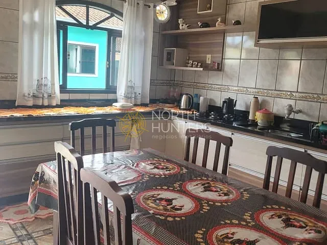 Casa com 167m² 3 quartos e 2 banheiros, à venda, no bairro Aventureiro em Joinville