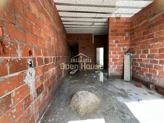 Casa com 100m² 2 quartos e 1 banheiro, à venda, no bairro Colônia Santo Antônio em Barra Mansa