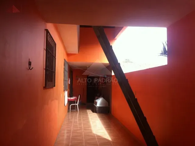 Casa com 331m² 3 quartos e 1 banheiro, à venda, no bairro Jardim Zaira em Mauá