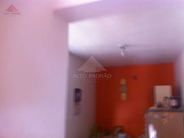 Casa com 331m² 3 quartos e 1 banheiro, à venda, no bairro Jardim Zaira em Mauá