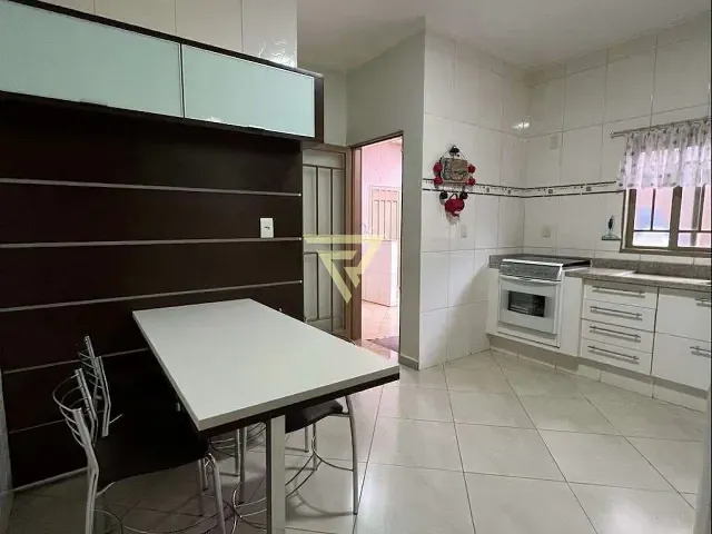 Casa com 490m² 4 quartos e 5 banheiros, à venda, no bairro City Ribeirão em Ribeirão Preto