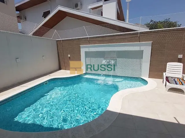 Casa com 393m² 3 quartos e 4 banheiros, à venda, no bairro Urbanova em São José dos Campos