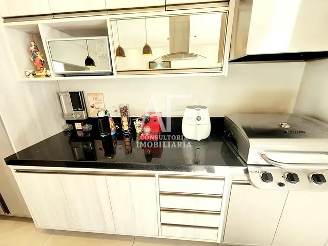 Casa com 300m², à venda, no bairro Condomínio Ouro Ville em Taubaté