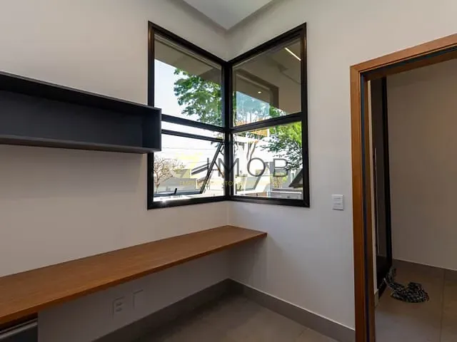 Casa com 307m² 3 quartos e 5 banheiros, à venda, no bairro Bonfim Paulista em Ribeirão Preto