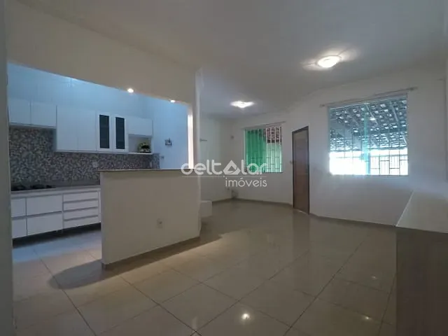 Casa com 180m² 3 quartos e 2 banheiros, à venda, no bairro Planalto em Belo Horizonte