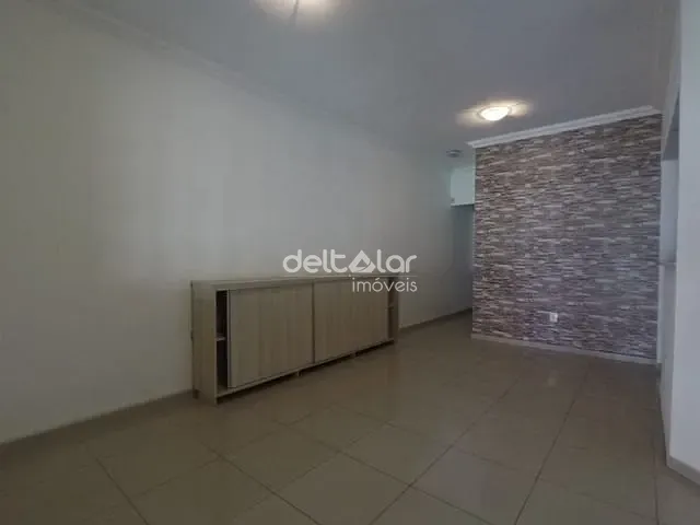 Casa com 180m² 3 quartos e 2 banheiros, à venda, no bairro Planalto em Belo Horizonte