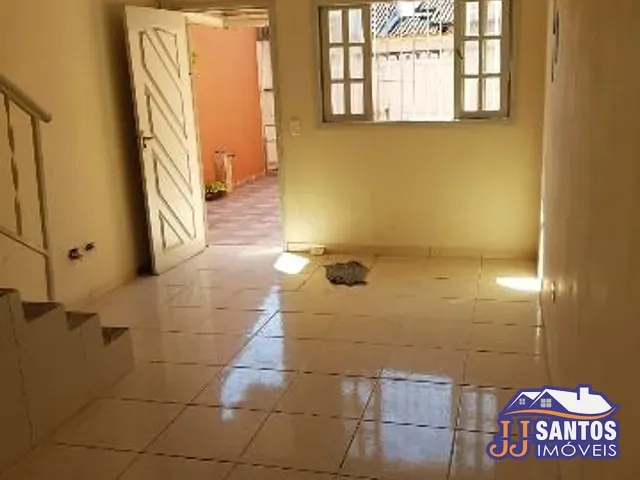 Casa 2 quartos e 2 banheiros, à venda, no bairro Jardim Suarão (Interior) em Itanhaém